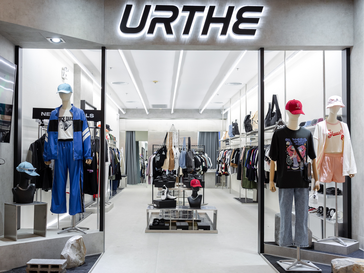 URTHE FASHION ISLAND